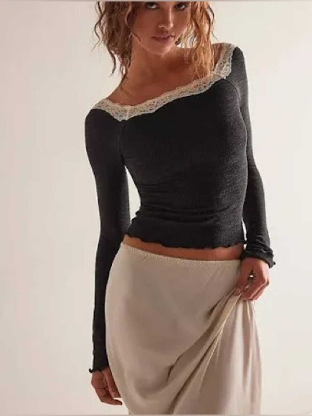 NWT FREE PEOPLE OH MY DARLING 
LONG SLEEVE / BLACK